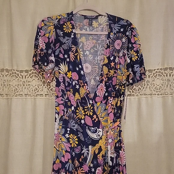 Modcloth size 6 wrap dress - Picture 2 of 4